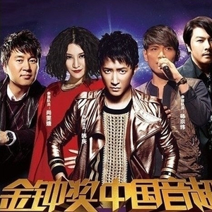 女人裸双乳被老头夹奶电影
