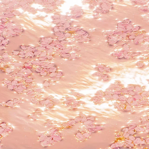 女人裸双乳被老头夹奶电影
